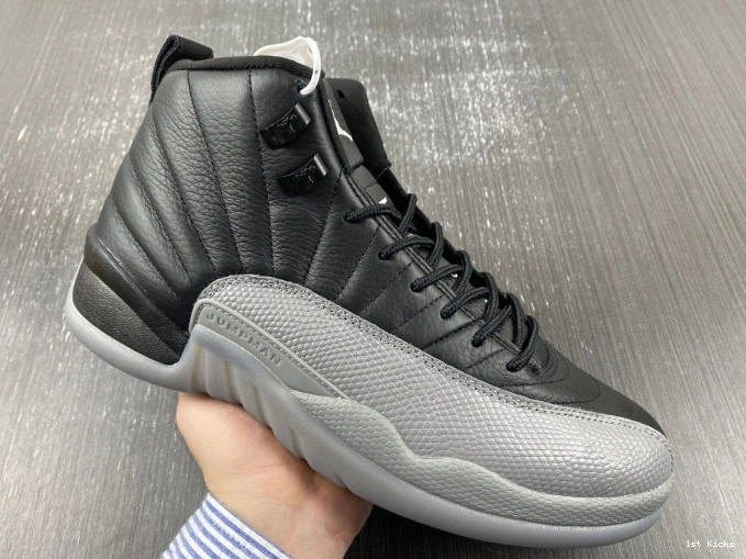 Black 12 CT8013- Wolf SportInspired Grey Jordan Air 658 0109